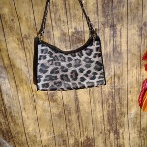 SHEIN Leopard-Print Shoulder Bag in Brown and Black
